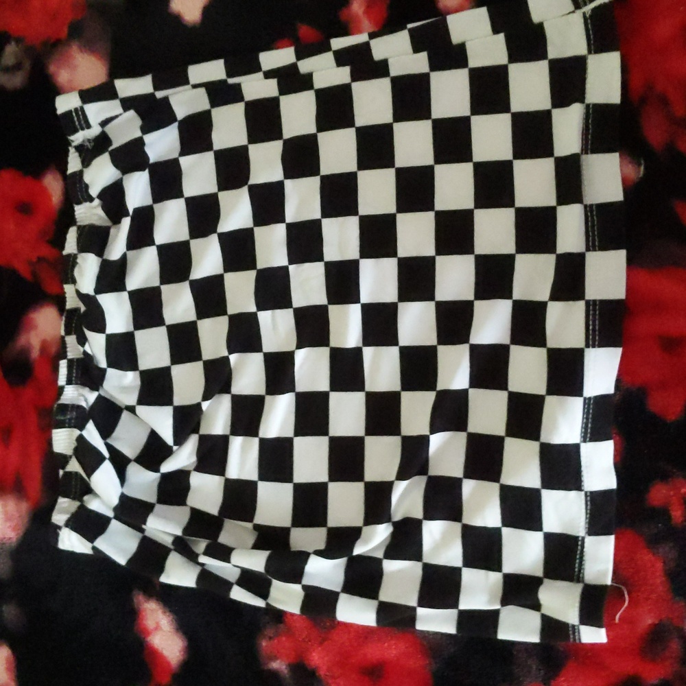Checkered top